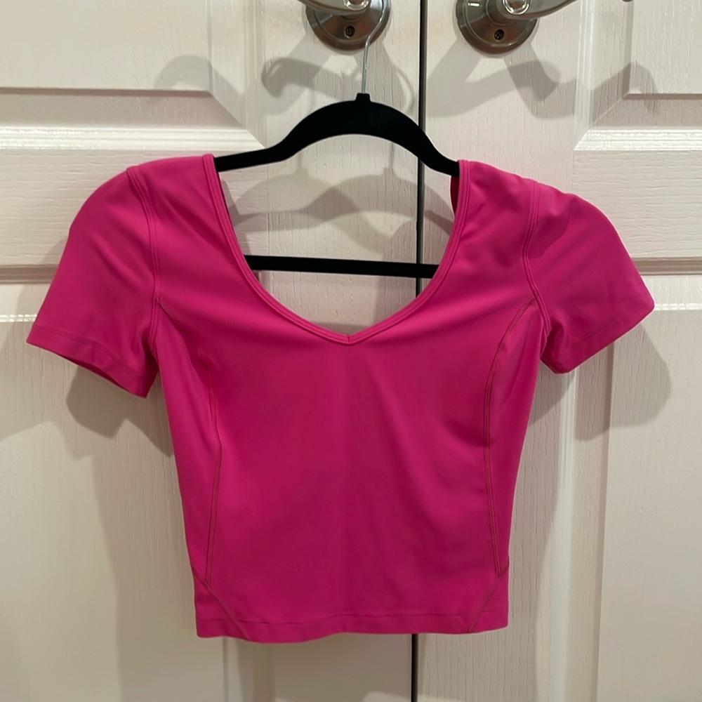Lululemon pink cropped top. Size 4